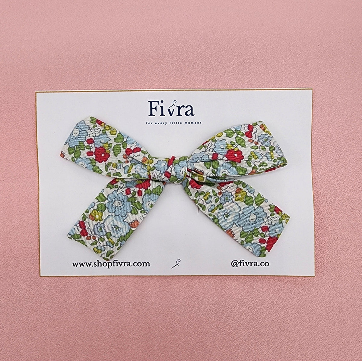Small hair bow - double prong clip - Green flowers