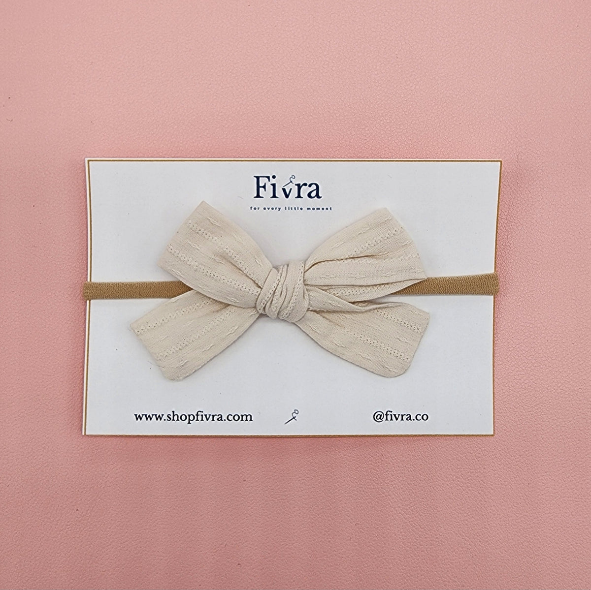 Small hair bow - Nylon headband - Beige