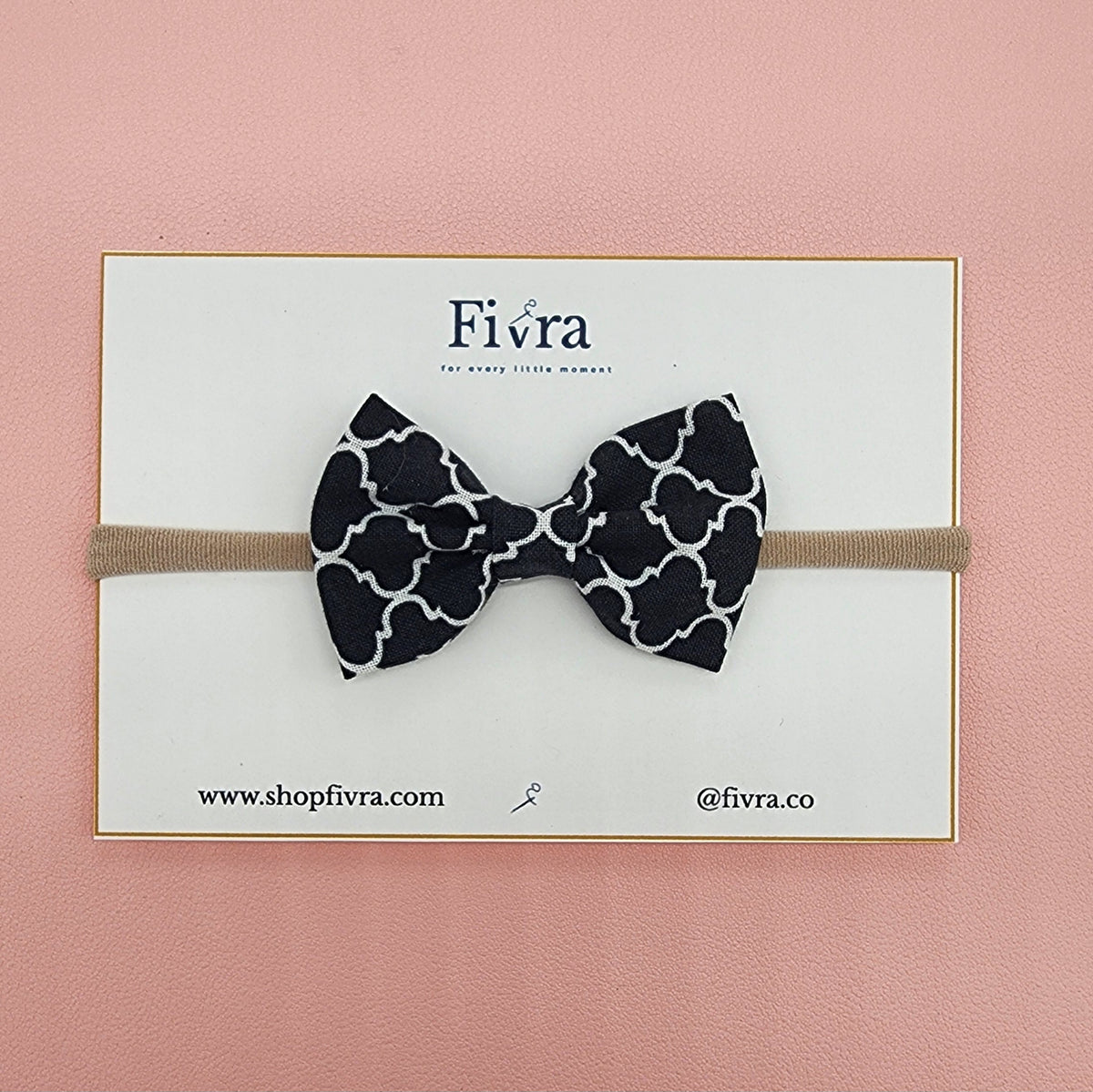 Small hair bow - Nylon headband - Black Varieties