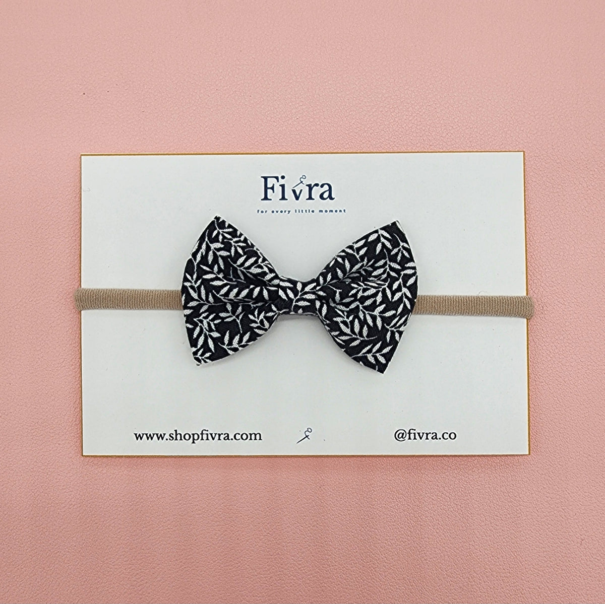 Small hair bow - Nylon headband - Black Varieties